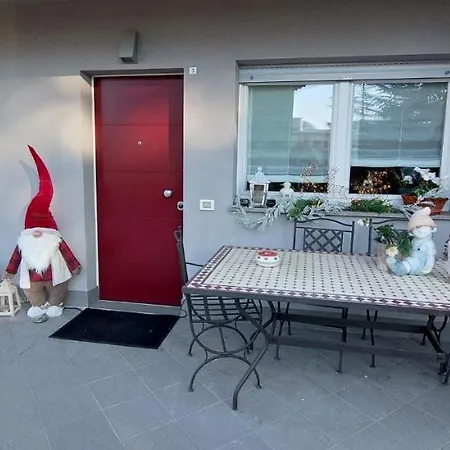 La Terrazza, Elegante Stile Retro, 90 Mq Con Doccia Sauna Wi-fi Terrazzo E Garage