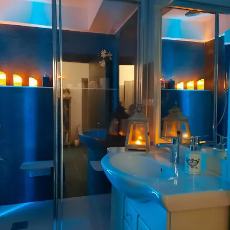 Lejlighed La Terrazza, Elegante Stile Retro, 90 Mq Con Doccia Sauna Wi-fi Terrazzo E Garage *