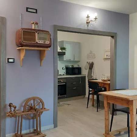 La Terrazza, Elegante Stile Retro, 90 Mq Con Doccia Sauna Wi-fi Terrazzo E Garage Trento